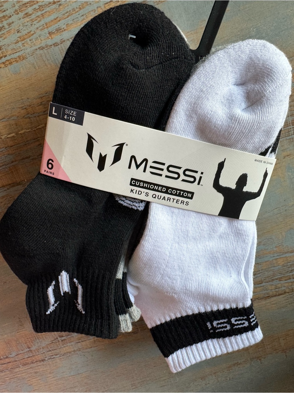 NWT Messi Large Size 4-10 Kids' Cushion Cotton Quarters Socks